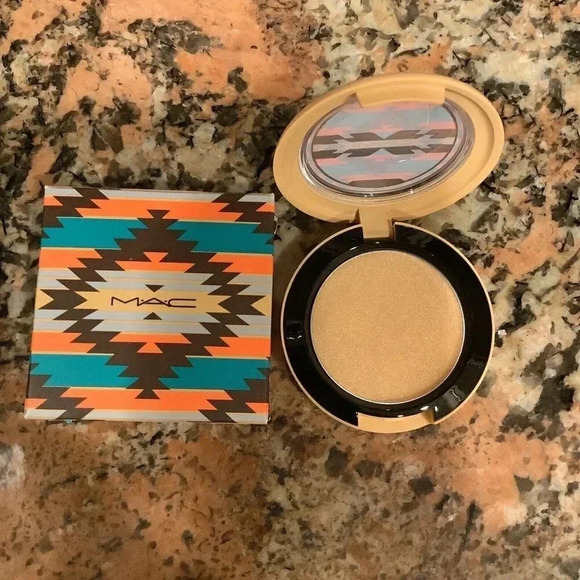 MAC Retired Vibe Tribe Limited Ed Lipstick, Face Powder, Eye.
New in Box - Picture 4 of 5